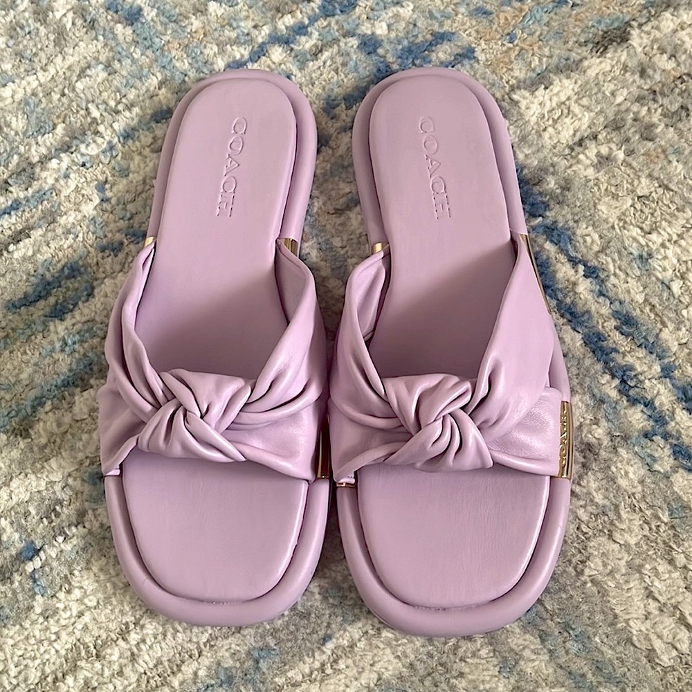 Coach Brooklyn Sandal. Lavender. NEW w/o tags. Size 9